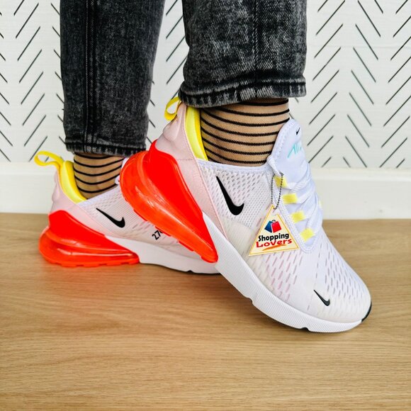 ⭐Nike Air Max 270 Sz 6.5 Womens Shoes White Black Bright Crimson FZ3624-100 New - Picture 3 of 13